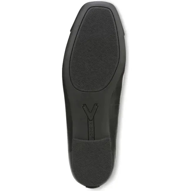 Vionic Women's Klara Ballet Flat Black Leather I8667L1001