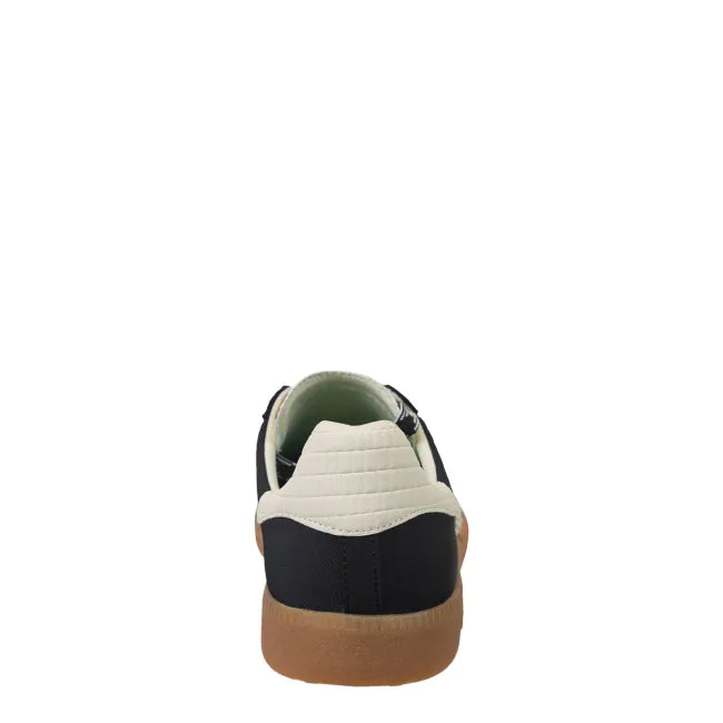 Heel of Back 70 Ghost women’s retro fashion street sneaker in black.