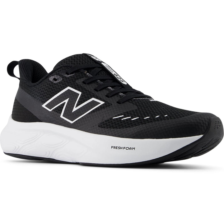 Front angle of New Balance Kids&