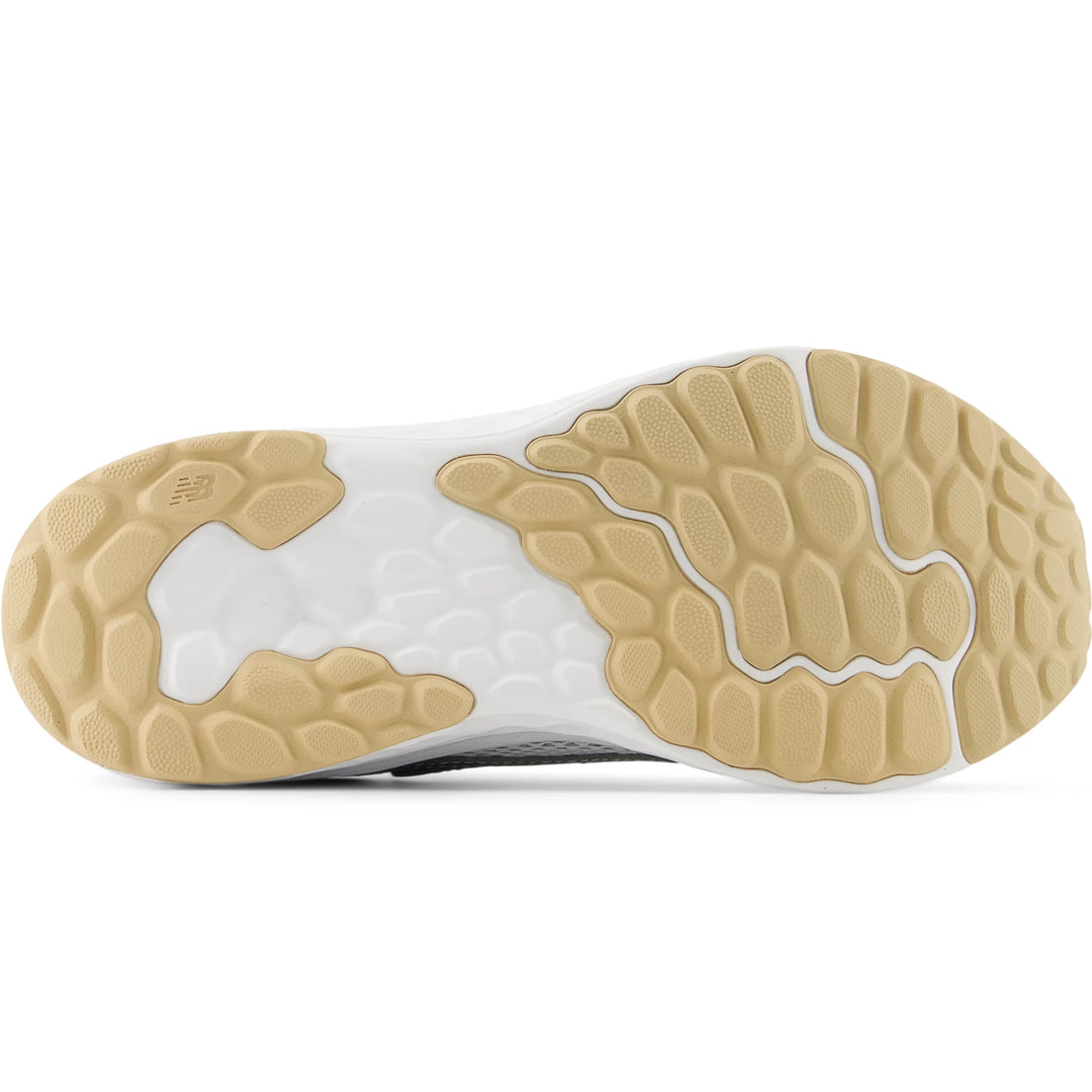 Sole of New Balance Kids&