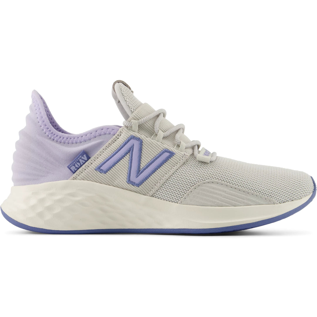 Side of New Balance Kids&
