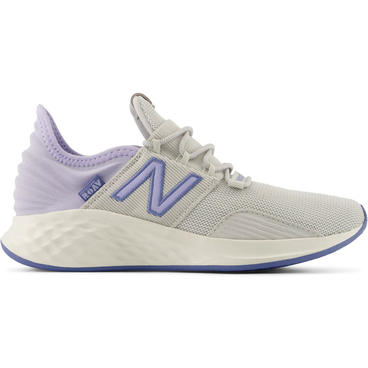 Side of New Balance Kids&