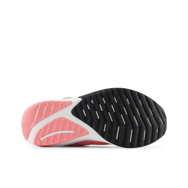 Outsole of the New Balance Reveal v4 BOA showing the rubber traction pattern