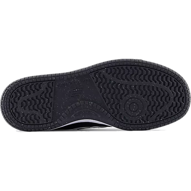 Black sole of New Balance Kids&