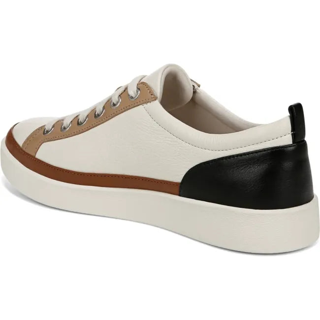Back three-quarter view of Vionic Women&