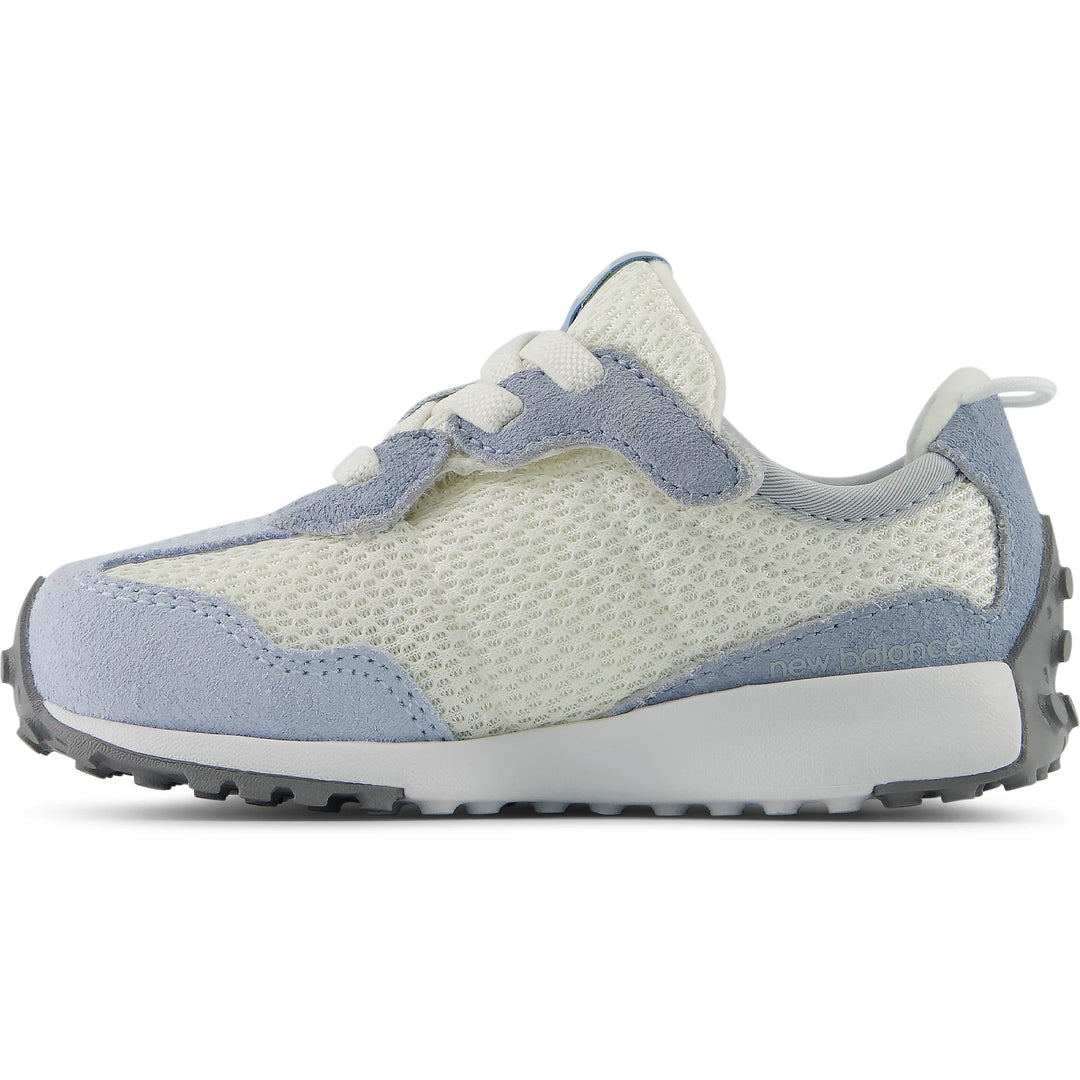 Inside of New Balance Kids&
