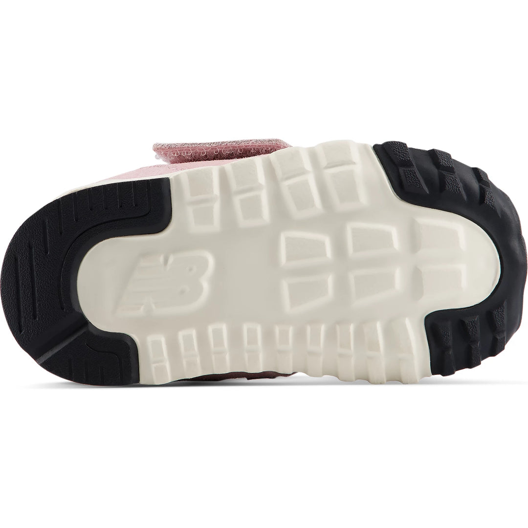 Sole of New Balance Kids&