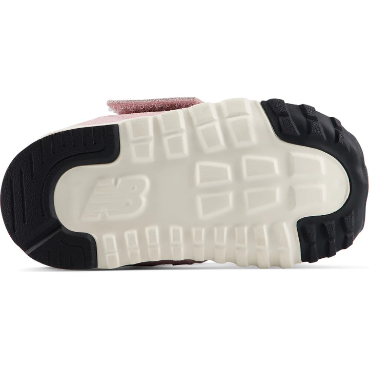 Sole of New Balance Kids&