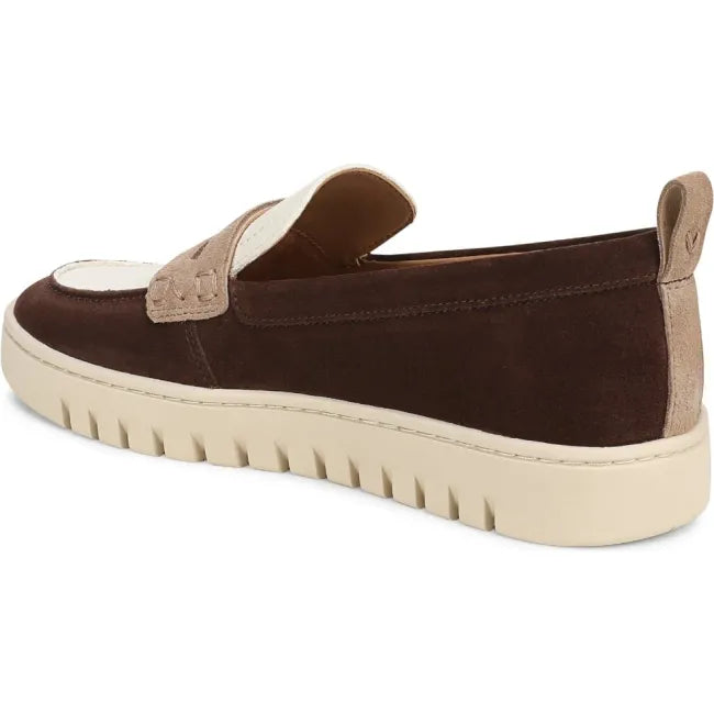 Back three-quarter view of Vionic Women&