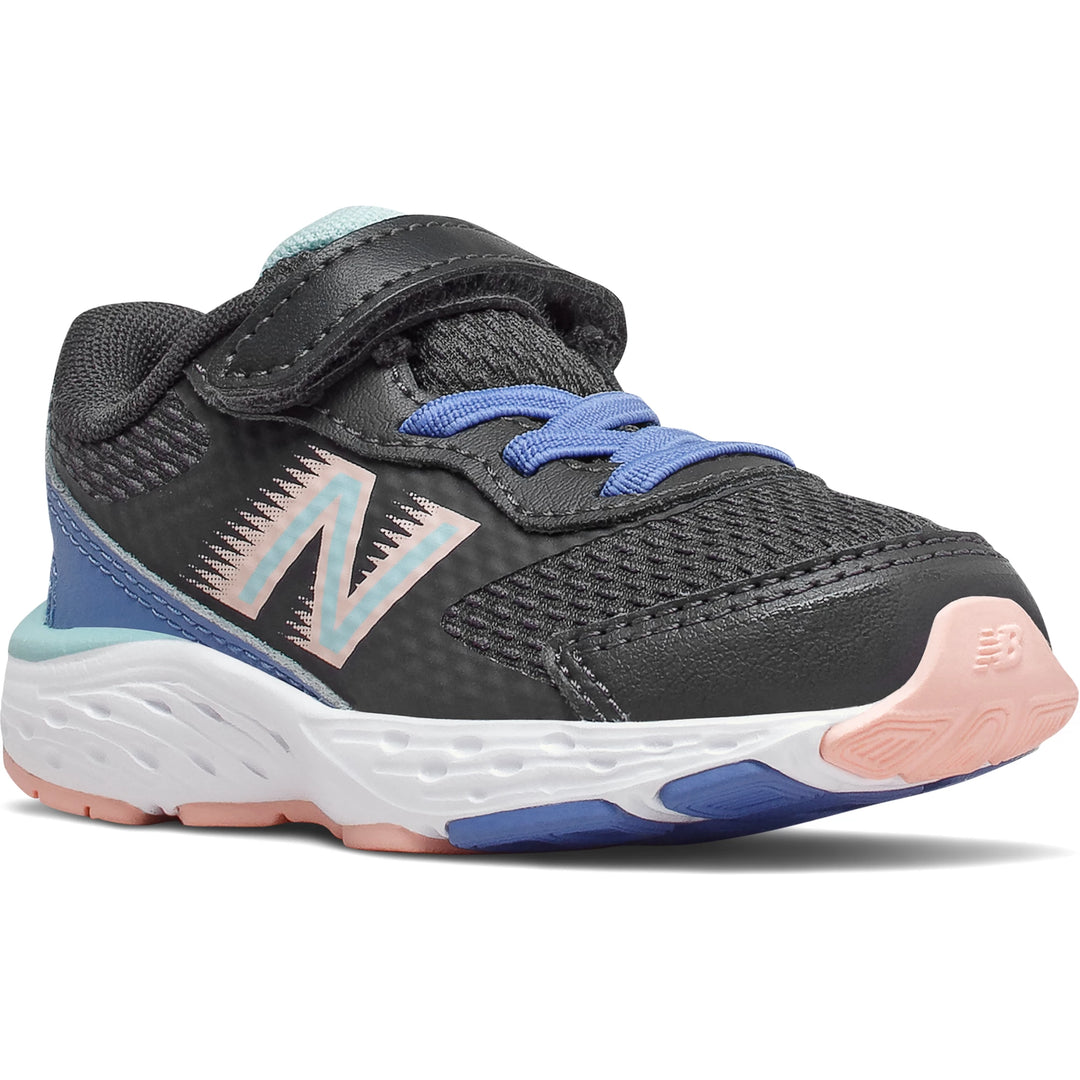 Pair of New Balance Kids' 680v6 running shoes in Indigo Blue