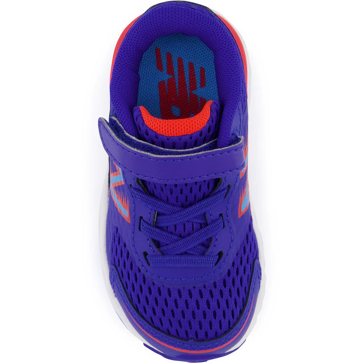 Top of New Balance Kids&