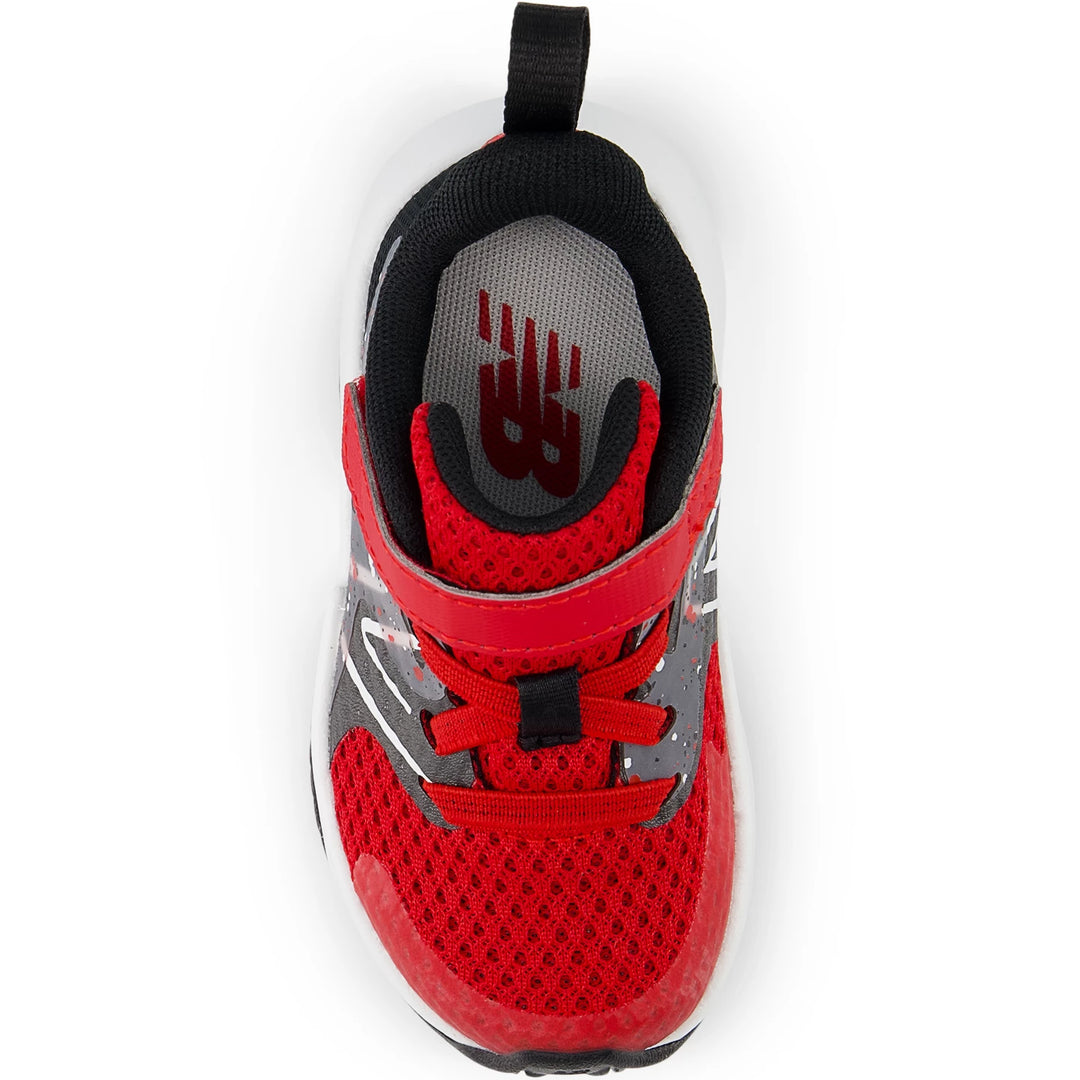 Top of New Balance Kids&