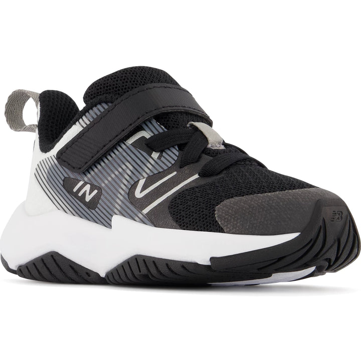 Front angle of New Balance Kids&