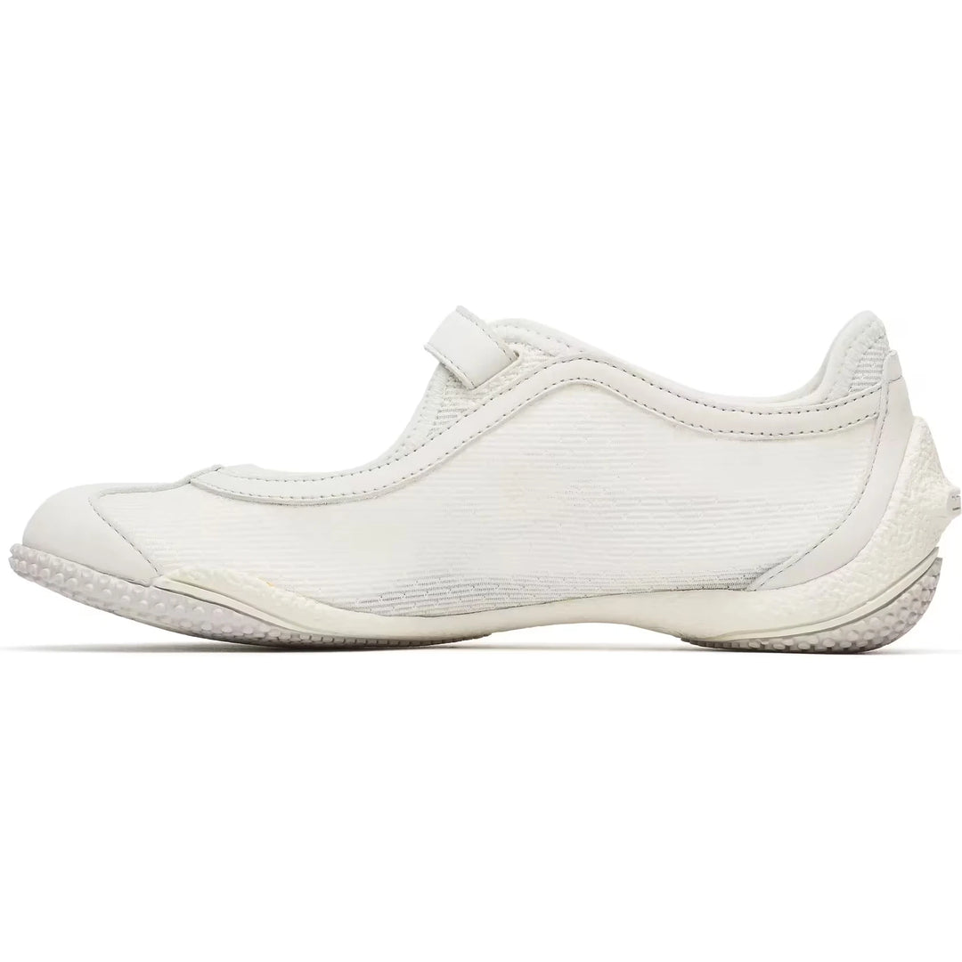 Inside of Merrell Women&