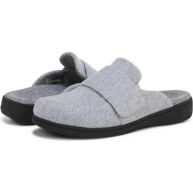 Pair of Vionic Women&
