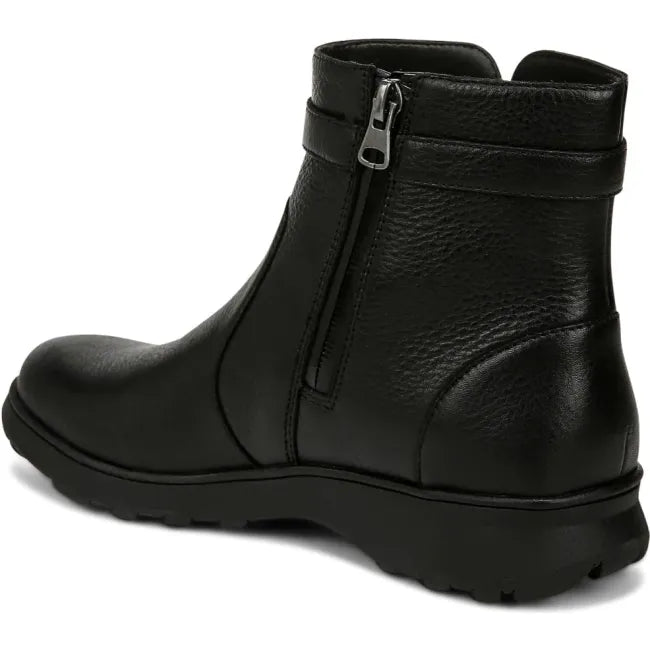 Back three-quarter view of Vionic Women&