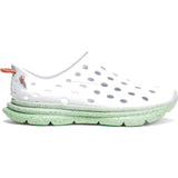 White/springSpeckle