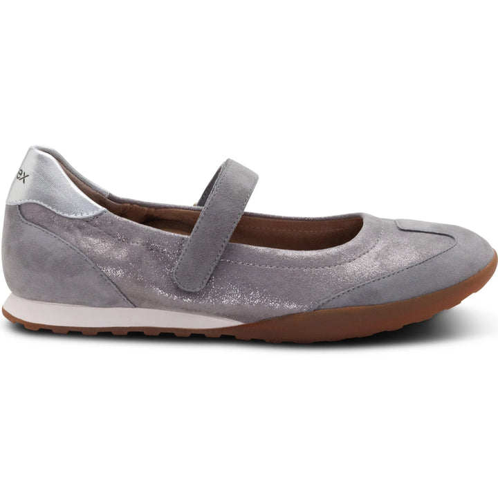 Lateral side of Women&