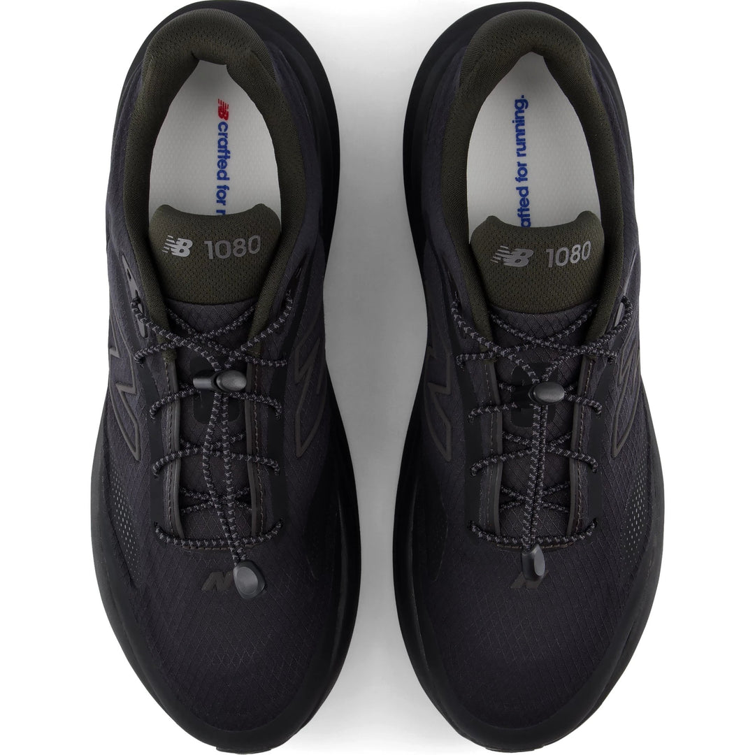 Top of New Balance Men&