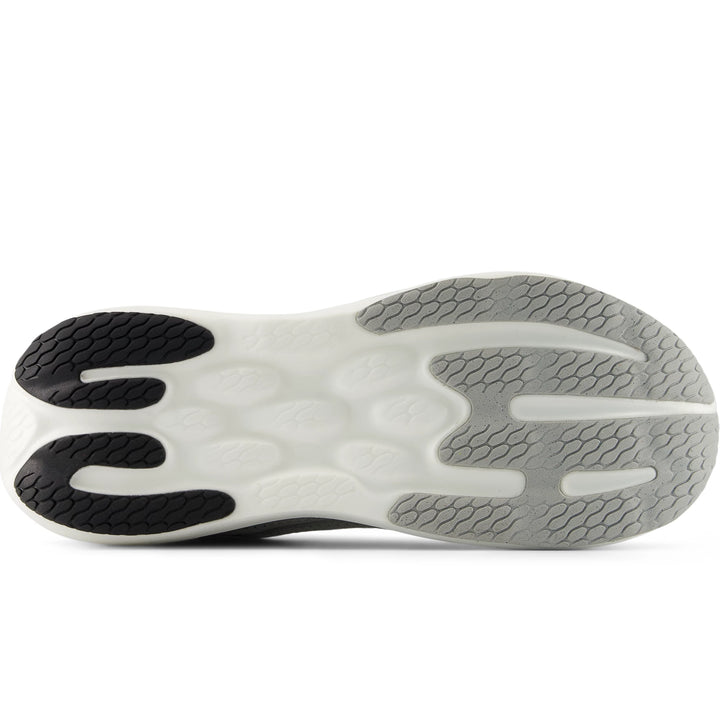 Sole of New Balance Men&