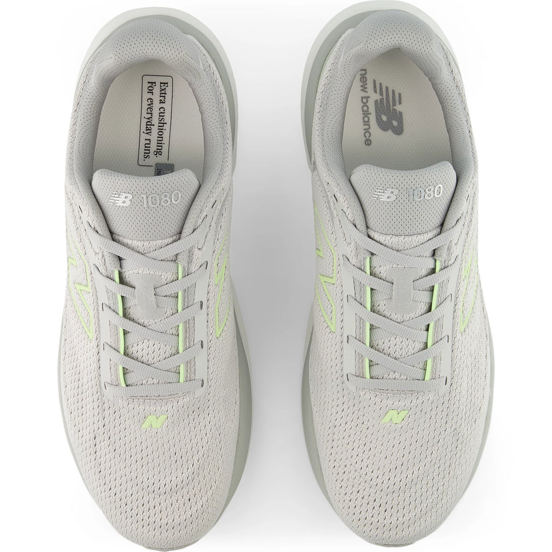 Top of New Balance Men&