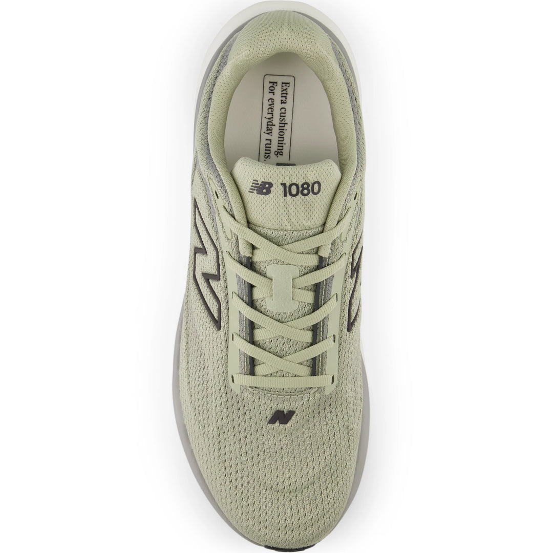 Top of New Balance Men&