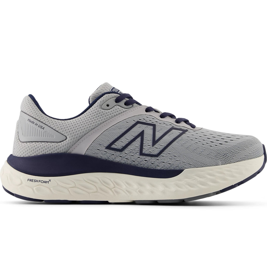 Side of New Balance Men&