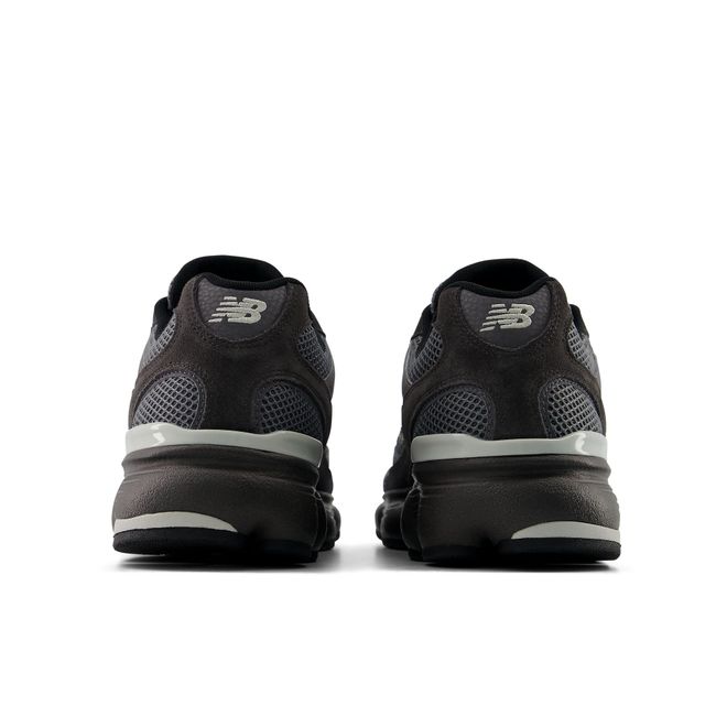 Heel view of New Balance 603 V1 men&