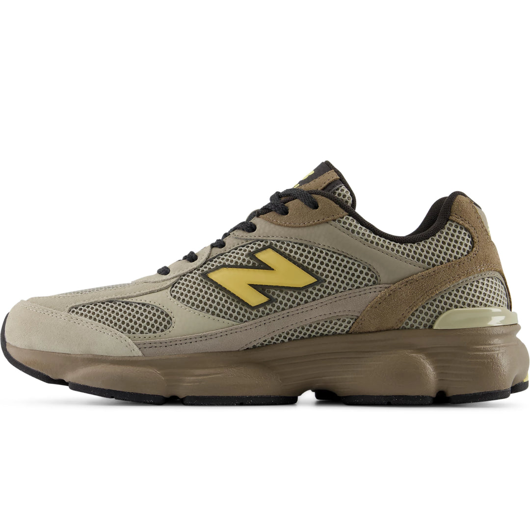 Inside of New Balance Men&