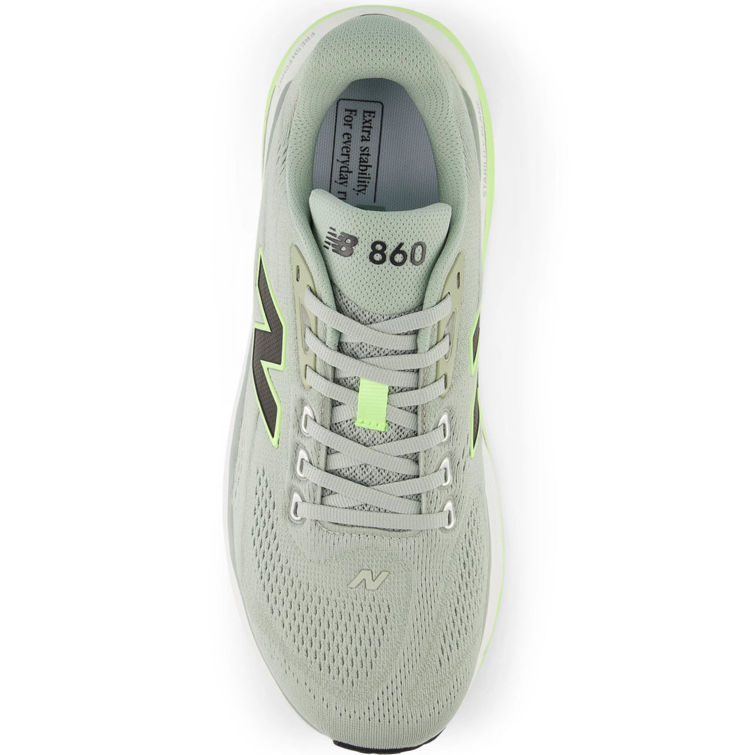 Top of New Balance Men&