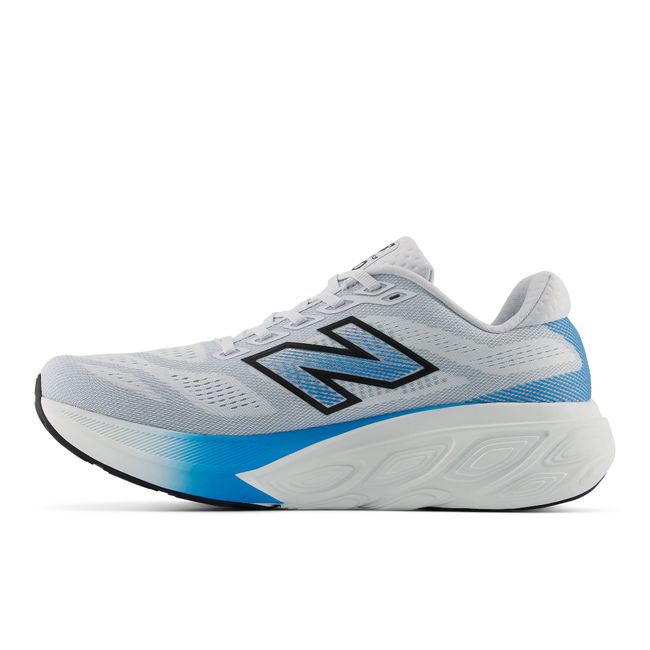 Medial profile of New Balance Men&