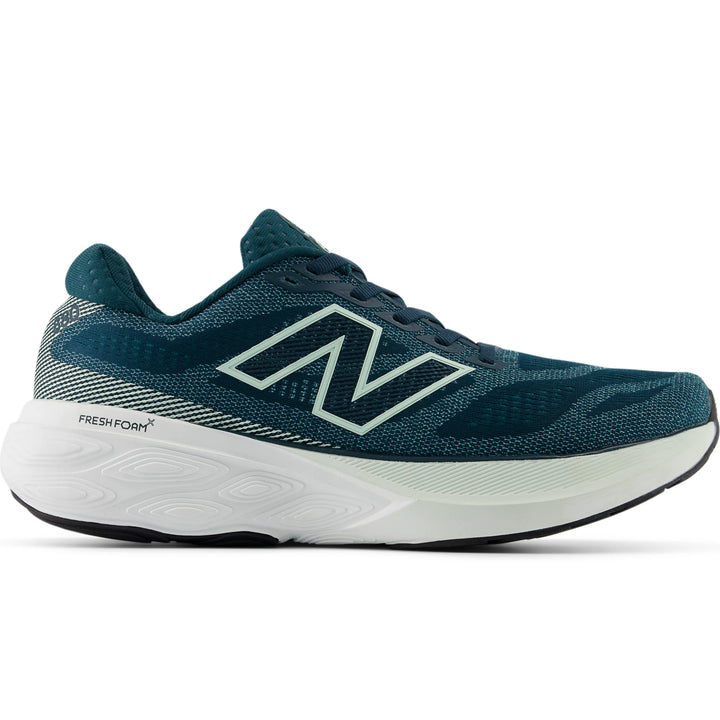 Side of New Balance Men&
