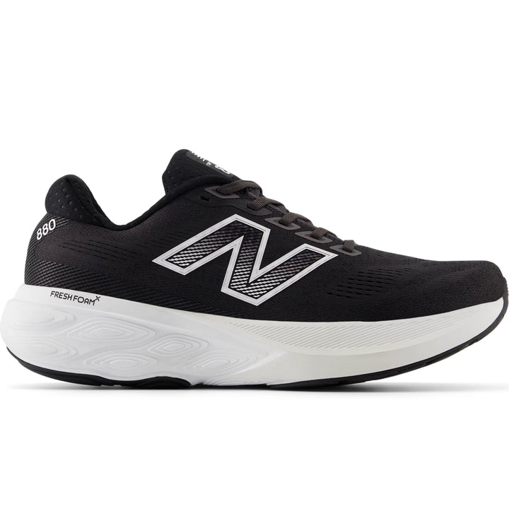 Side of New Balance Men&