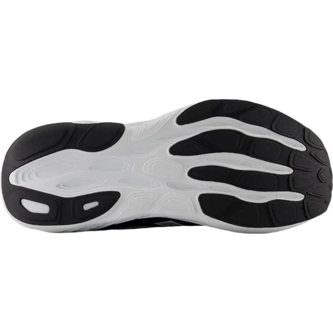 Sole of New Balance Men&