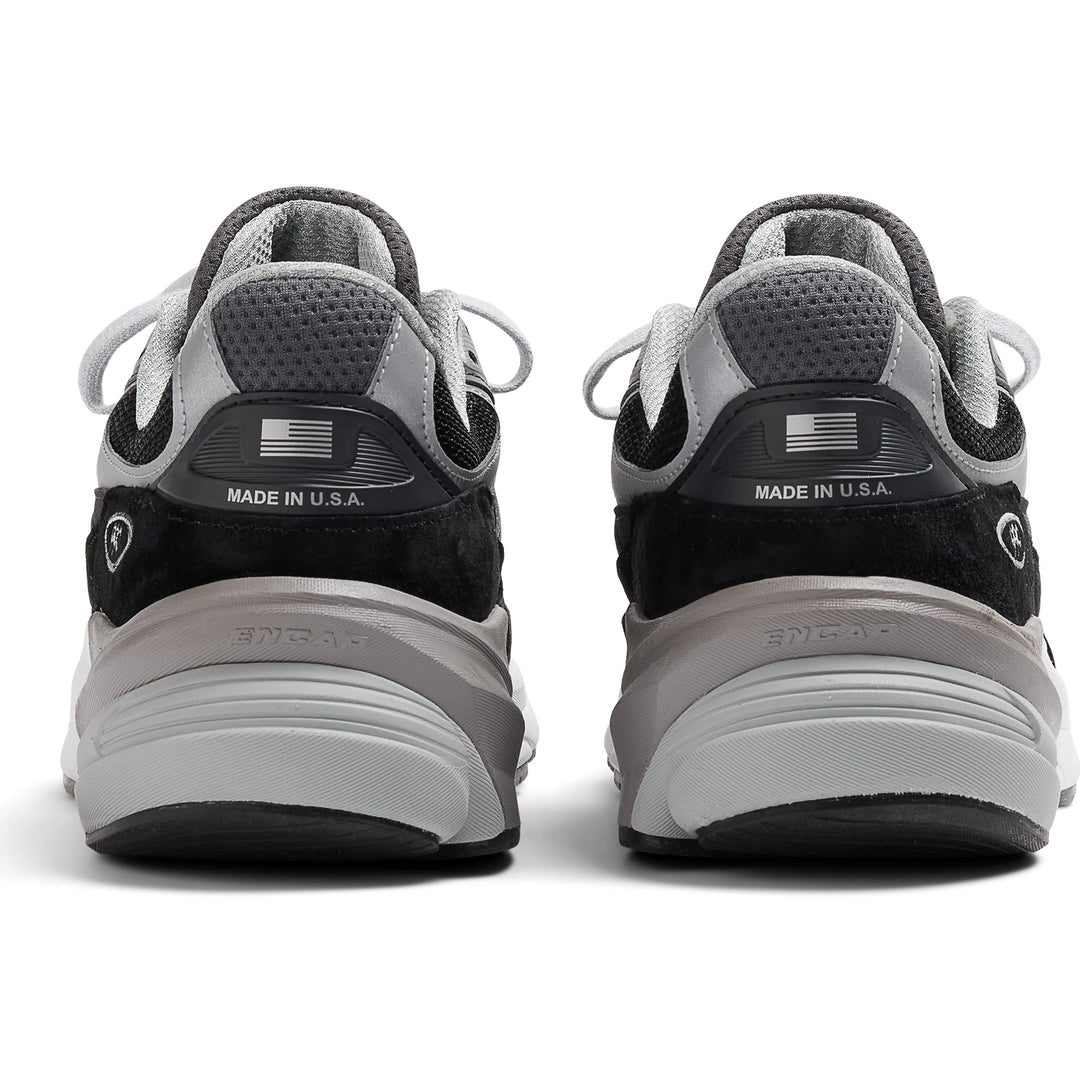 Rear view of New Balance Men&