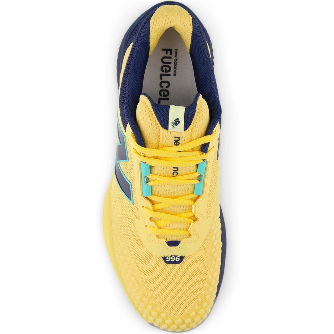 Top of New Balance Men&