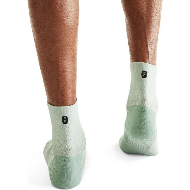 On Running Men's Performance Mid Sock 354.01372 MOSS/ALGAE