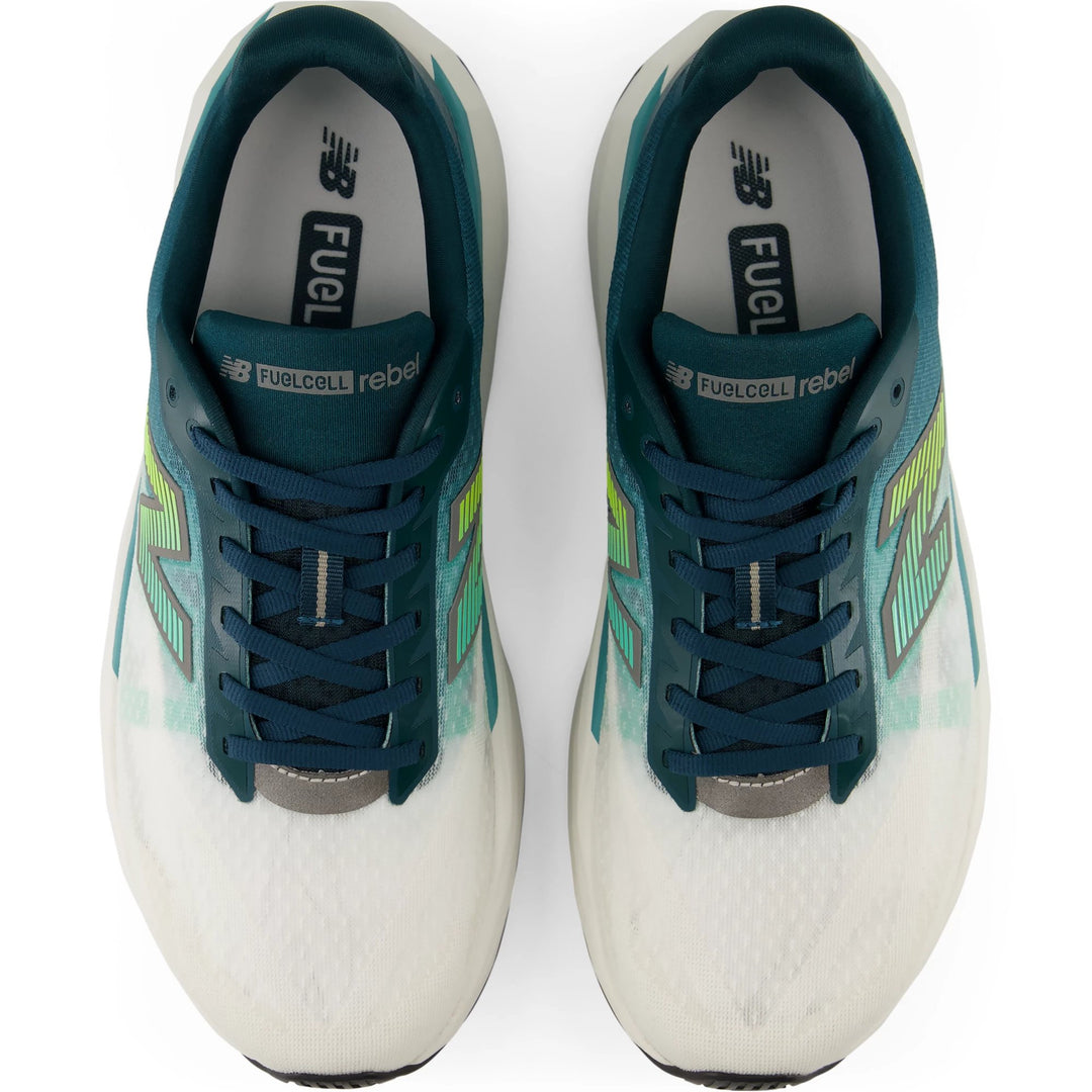 Top of New Balance Men&