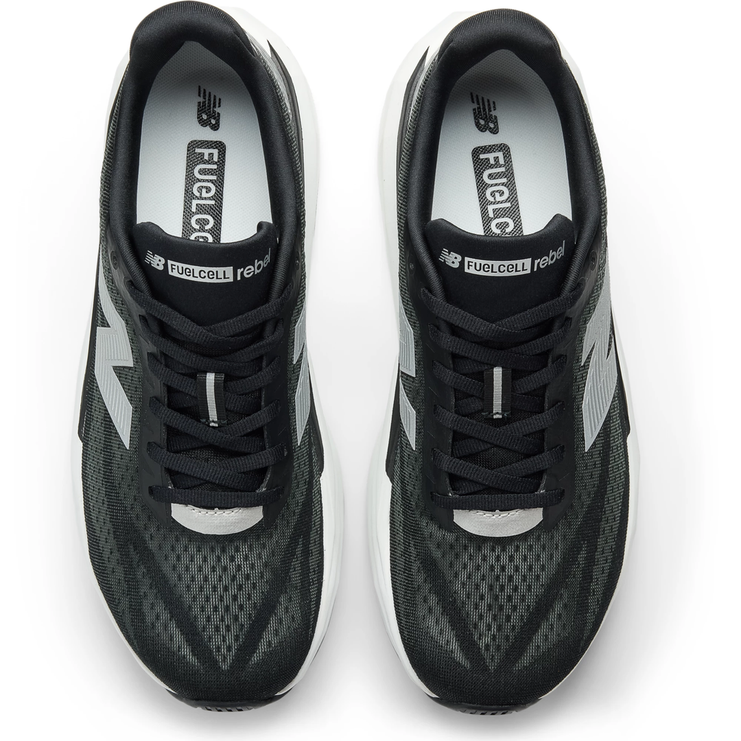 Top of New Balance Men&