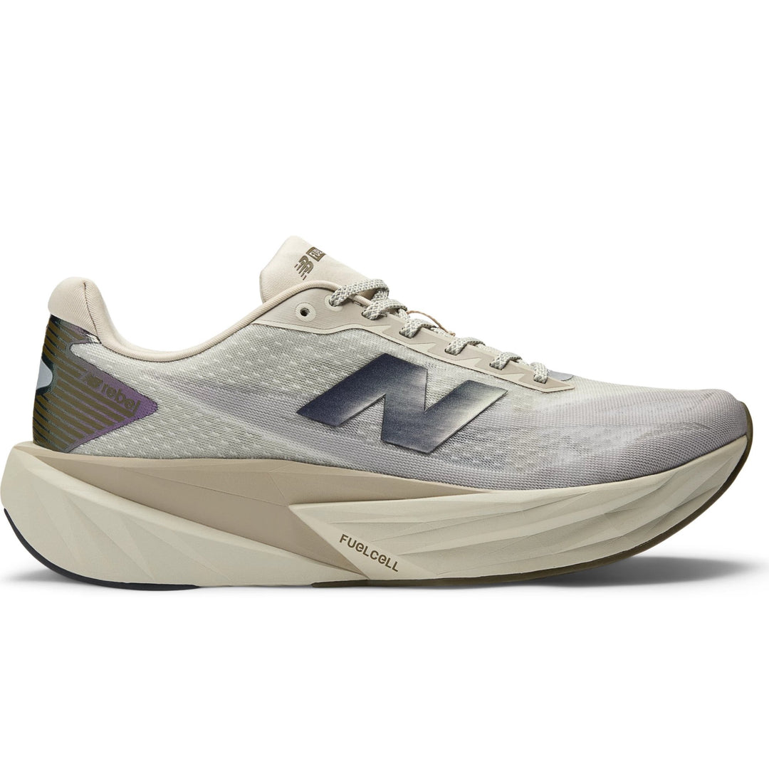 Side of New Balance Men&