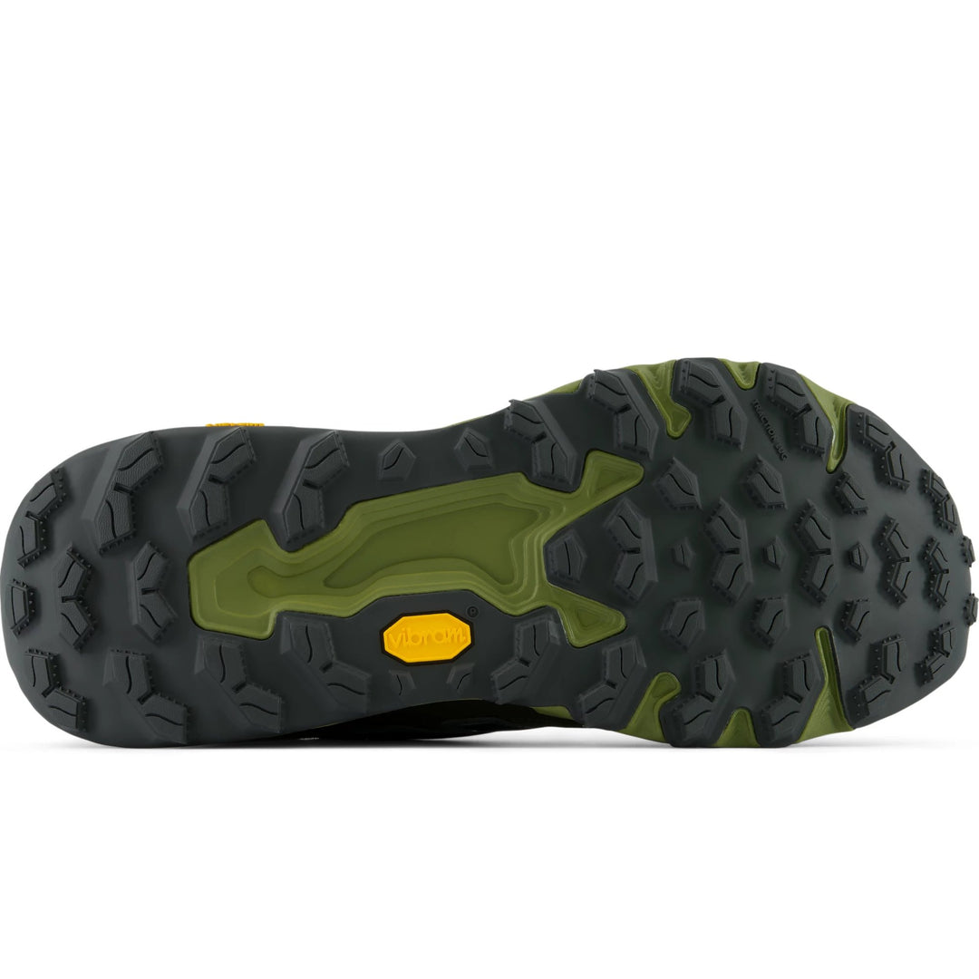 Sole of New Balance Men&
