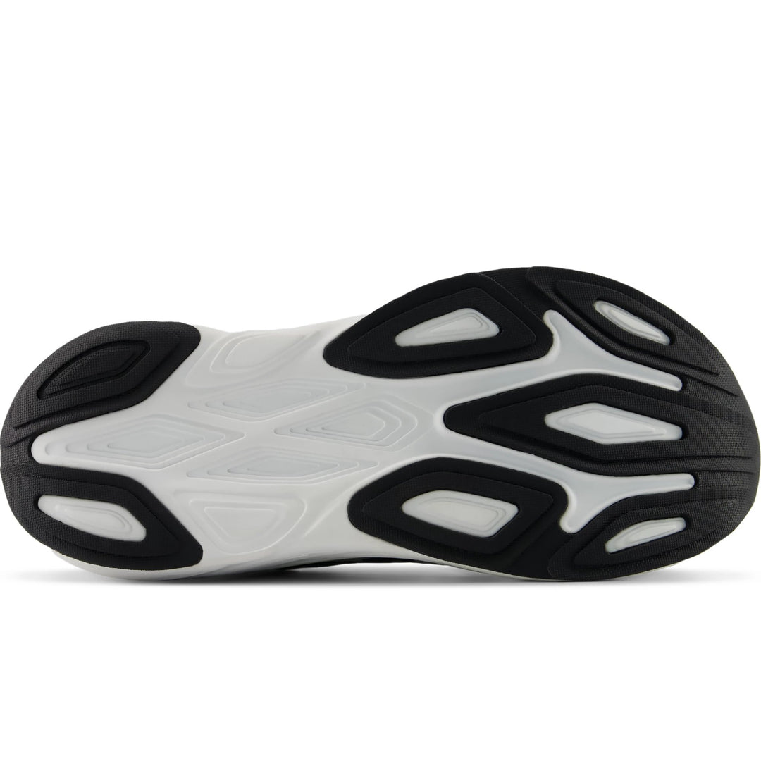 Sole of New Balance Men&