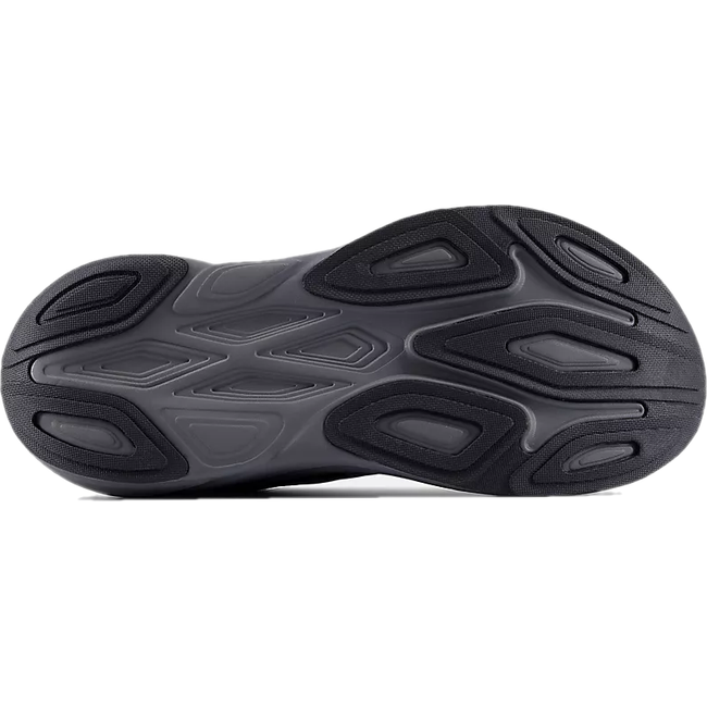 Sole of of New Balance Men&