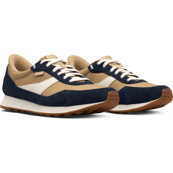 Front angle of a pair of Men&