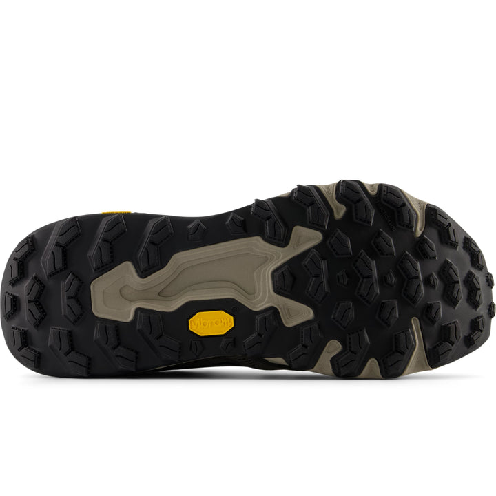 Sole of New Balance Men&
