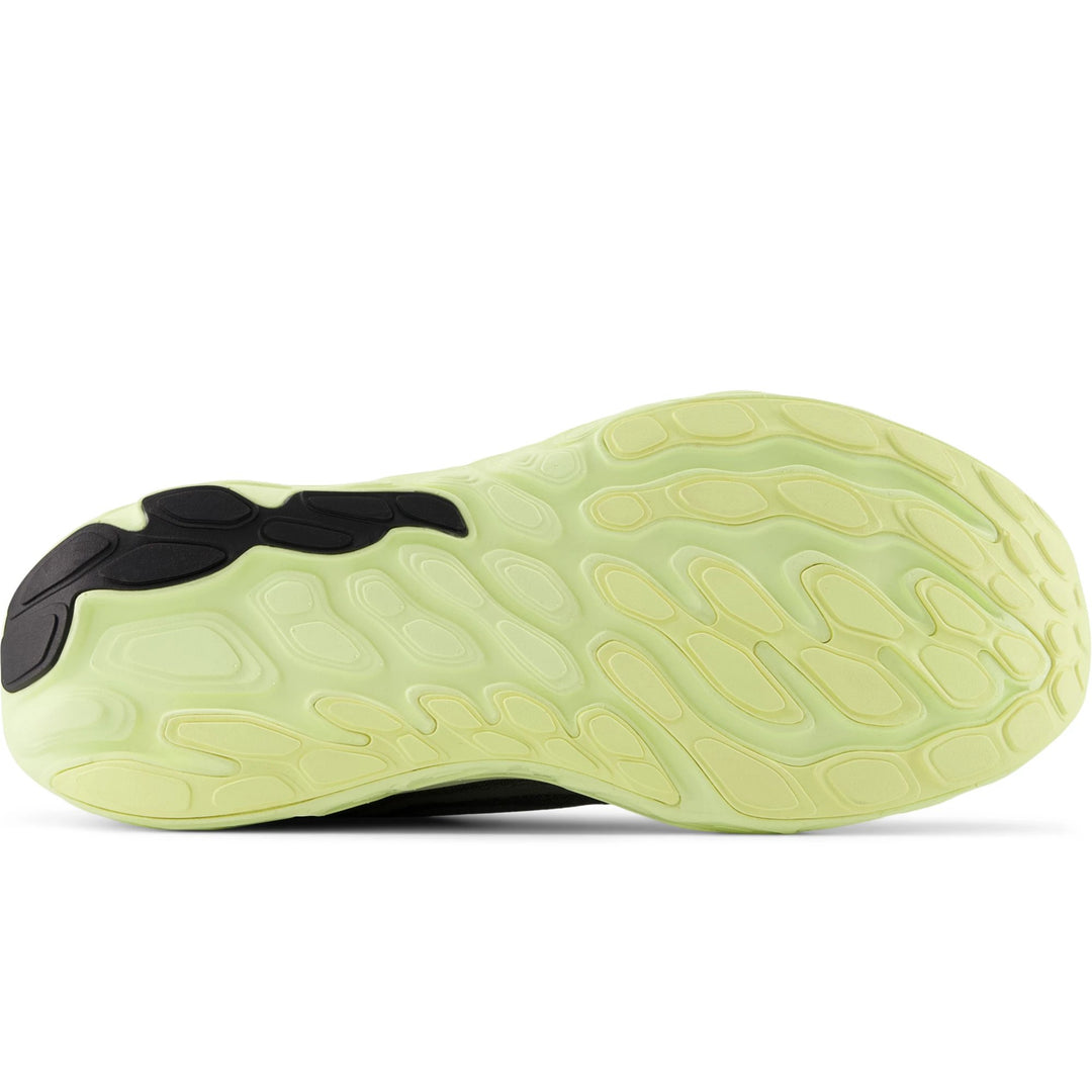 Sole of New Balance Men&
