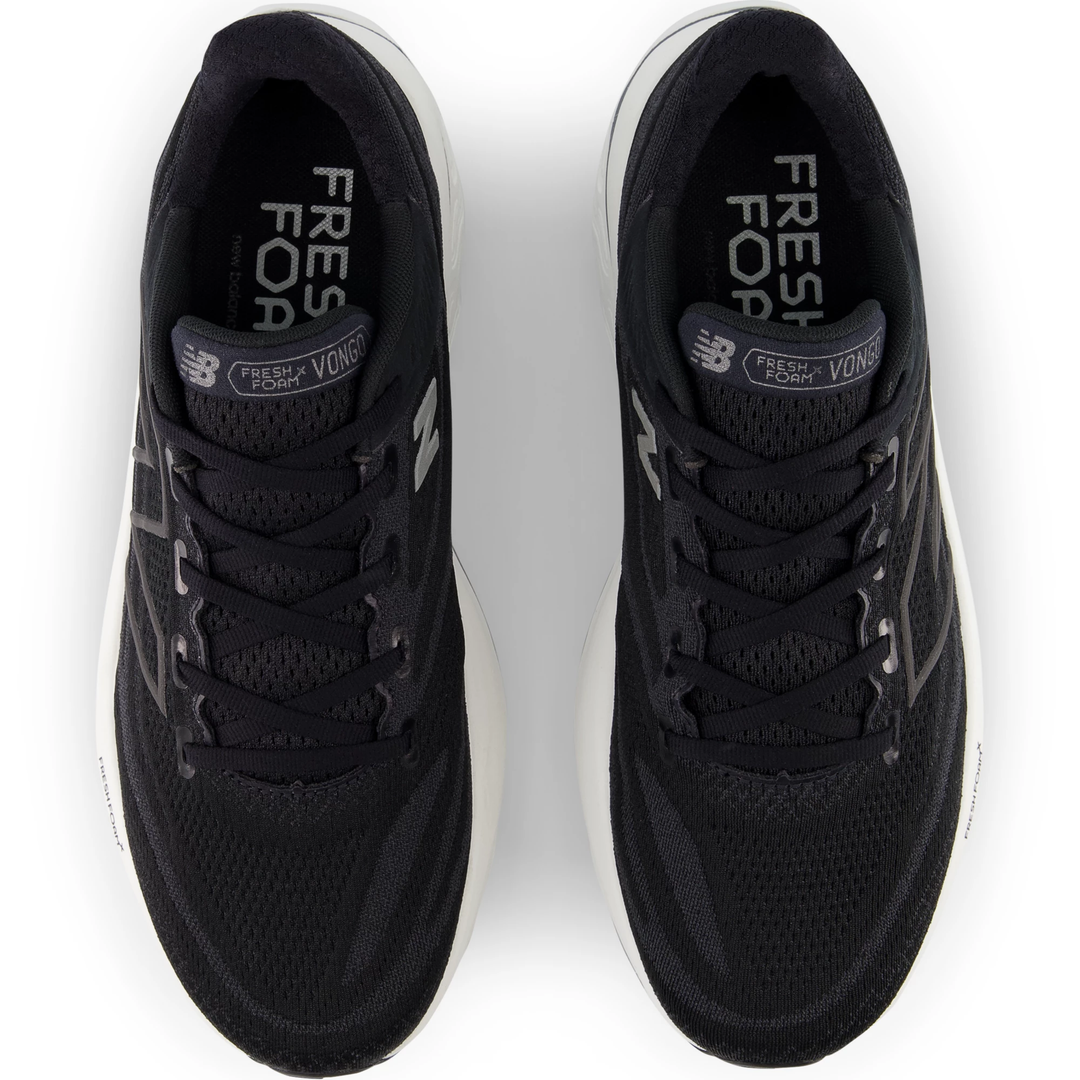 Top of New Balance Men&