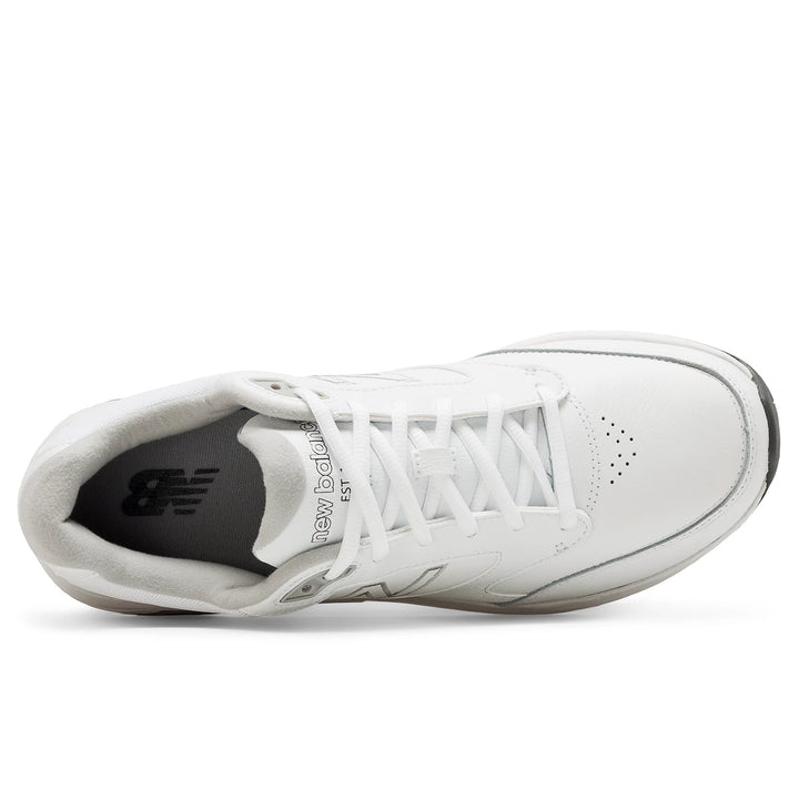 Top of New Balance Men&