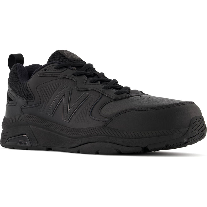 Front angle of New Balance Men&