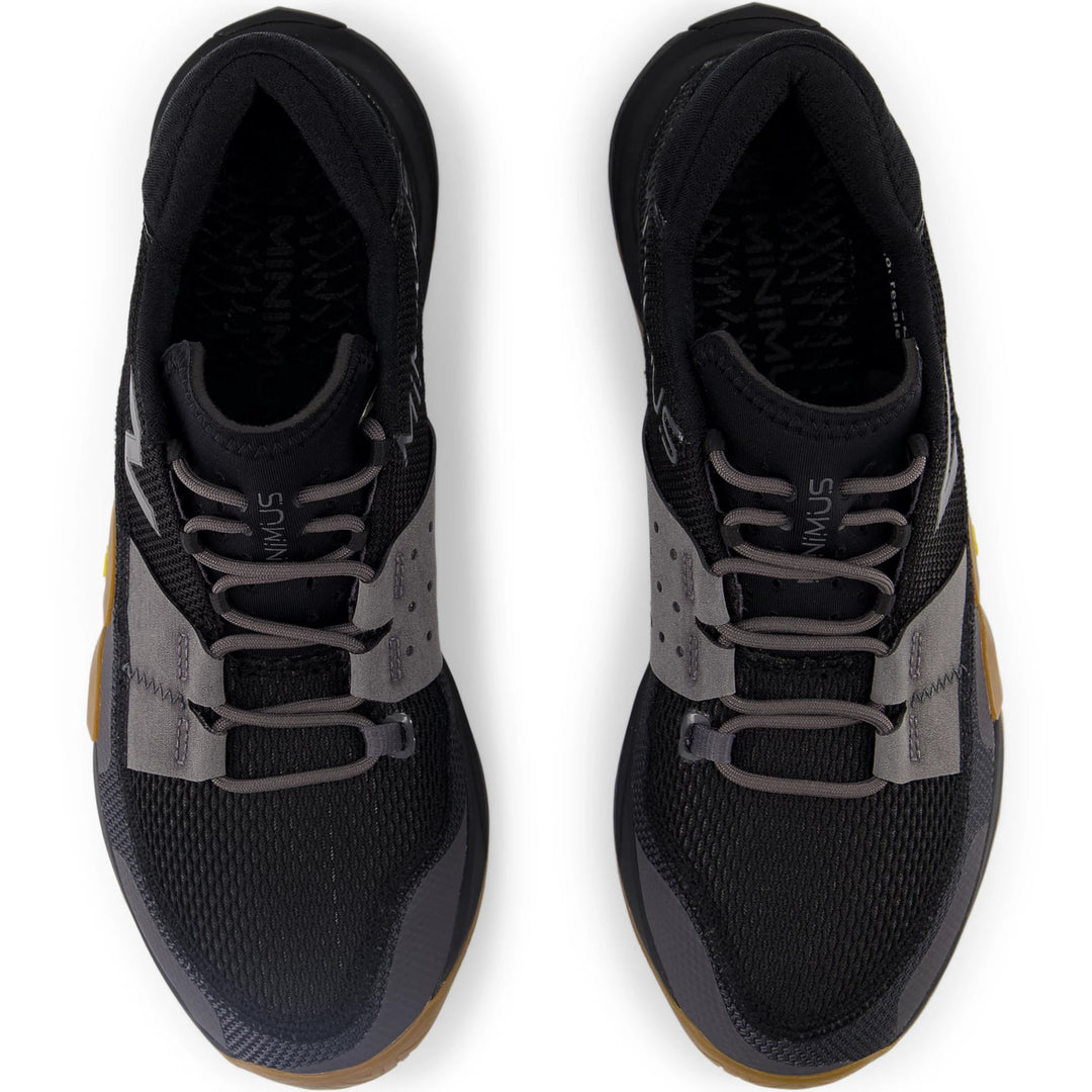 Top of New Balance Men&